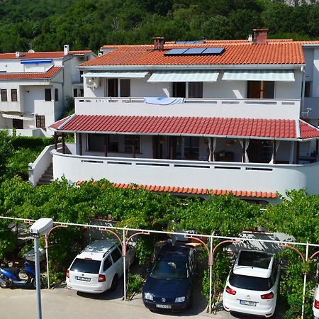 Apartments Sersic Baska I Eksteriør bilde